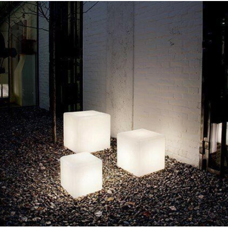 CUBO LUMINOSO DA GIARDINO LUNA PT1 50x50 Lampadina led e27 IP44 CUBO LUMINOSO DA GIARDINO LUNA PT1 50x50 Lampadina led e27 IP44