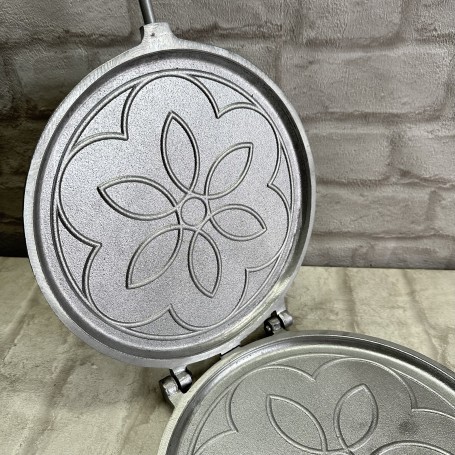 PIASTRA PER GRANDE TIGELLA DIAM 18 ALLUMINIO articolo 18/A STAMPI DUE TORRI