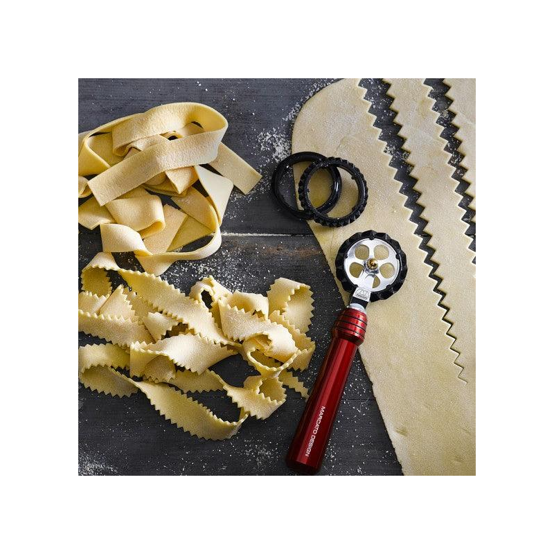 Rotellina tagliapasta con tre accessori da taglio per diversi tipi di pasta  (PW-RSA) PASTAWHEEL ROSA MARCATO