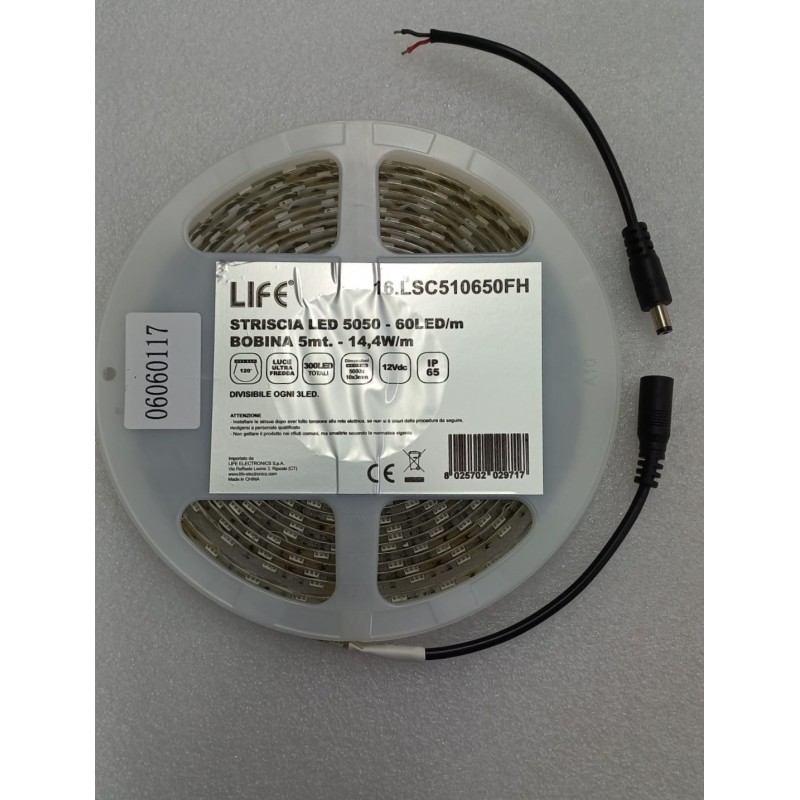 striscia LED m.5 luce fredda 300 led 12v 14.4w IP65 LIFE