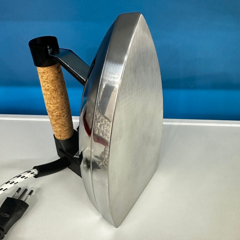 Ferro a secco 1,6 kg 850w CIEFFE03