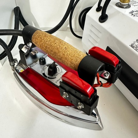 FERRO DA STIRO CON CALDAIA PROFESSIONALE DOPPIO TASTO MOD.4 2 LITRI MB