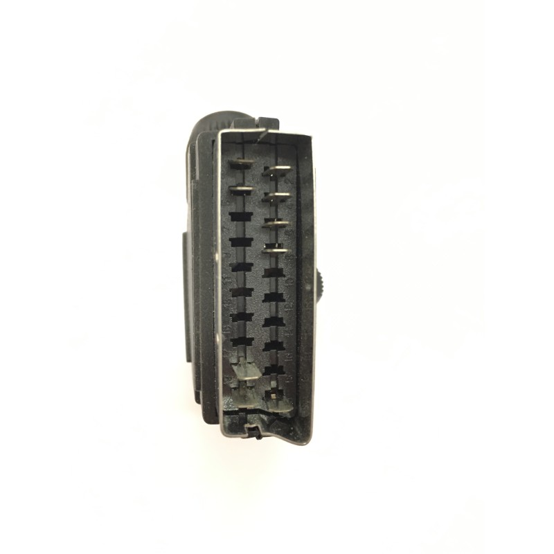 addatttore-commulatore - Presa DIN 6pin su 1x spina -scart con interruttore - Nero 