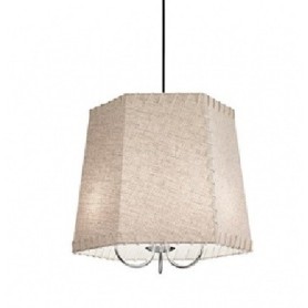 Lampadario a sospensione con dettagli e montatura in metallo cromato. Paralume in lamina di PVC, rivestito da tessuto e decorato