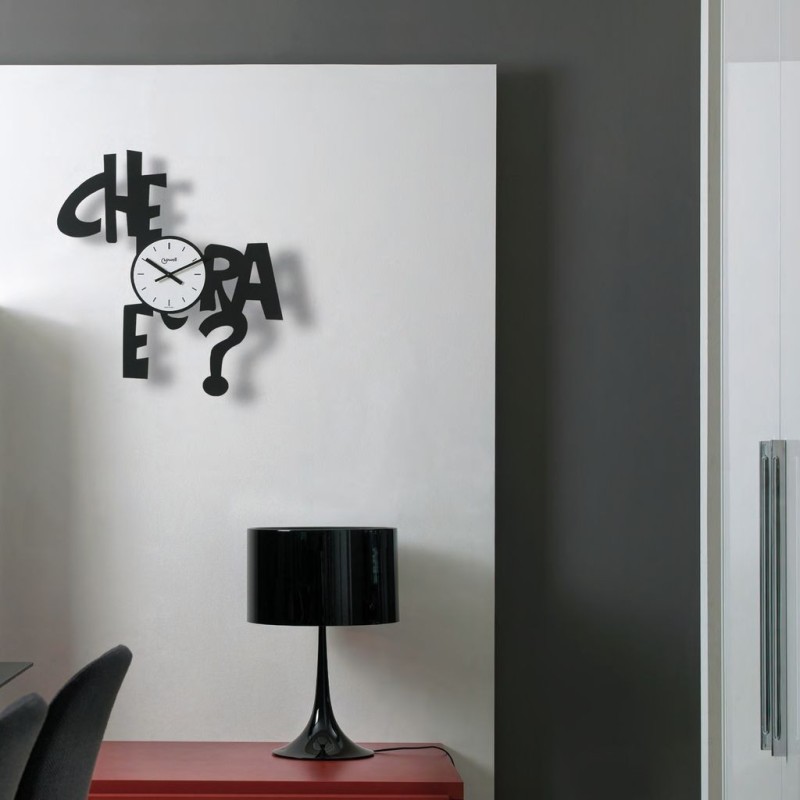 OROLOGIO DA PARETE CHE ORA E'? IN METALLO NERO...