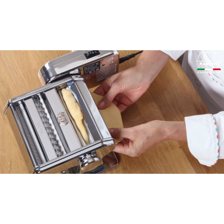 Macchina tirapasta con motore cm15 AMPIA MOTOR MARCATO Macchina tirapasta con motore cm15 AMPIA MOTOR MARCATO