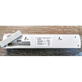 PICCOLA PLAFONIERA CON SENSORE DI MOVIMENTO LIFE A BATTERIE 2