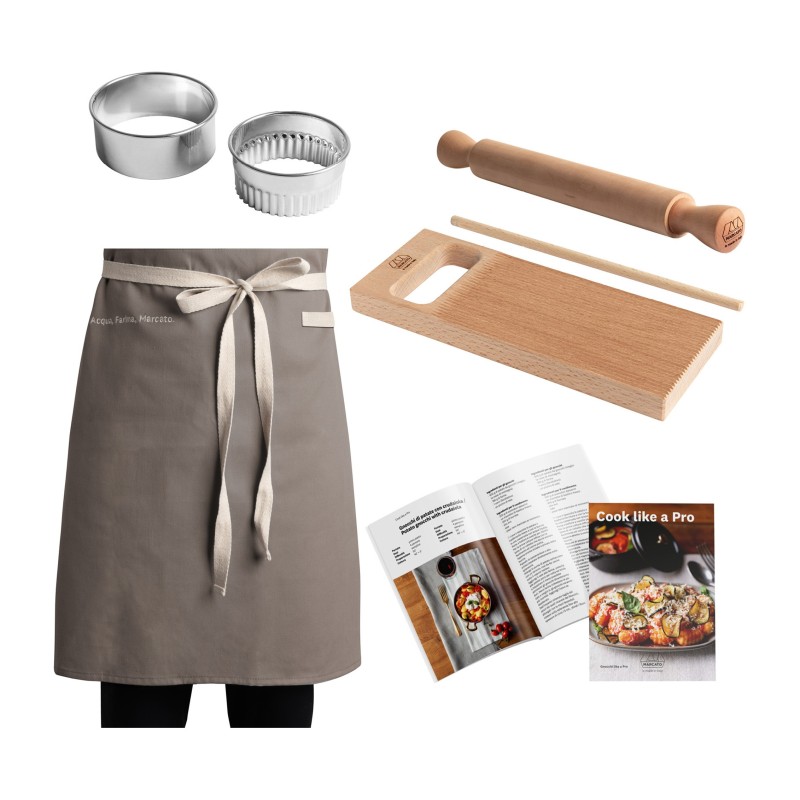 Confezione gnocchi like a pro con grembiule, mattarello, ricettario,2 coppapasta, utensile legno per garganelli e gnocchi BP-GNO